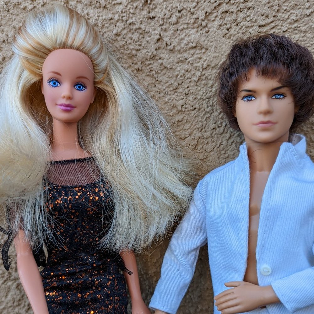 2 Dolls Barbie & Troy From High School Musical 2 NICE!